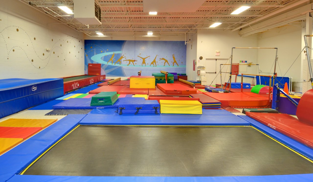 Main Gym 1 - Trampoline and Logo Mural